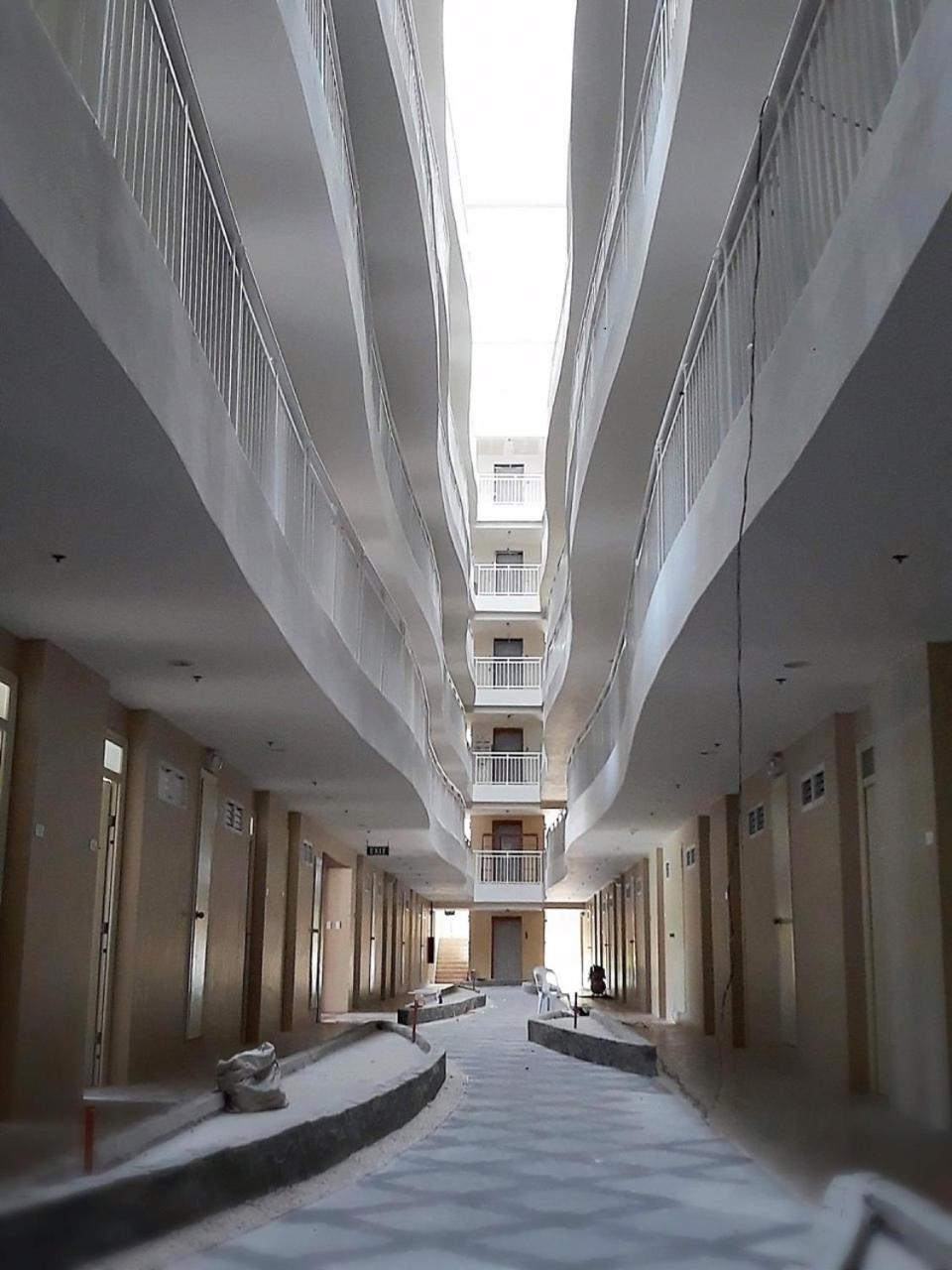 Mactan Airport Cebu Accommodation Lapu-Lapu City Exterior foto